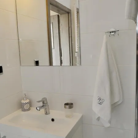 Dobrylko Ii -apartamenty * Rewa