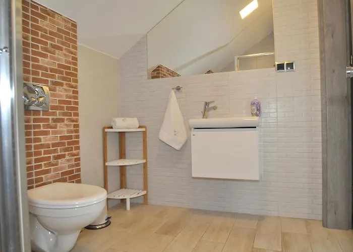 公寓 Dobrylko Ii -apartamenty 雷瓦